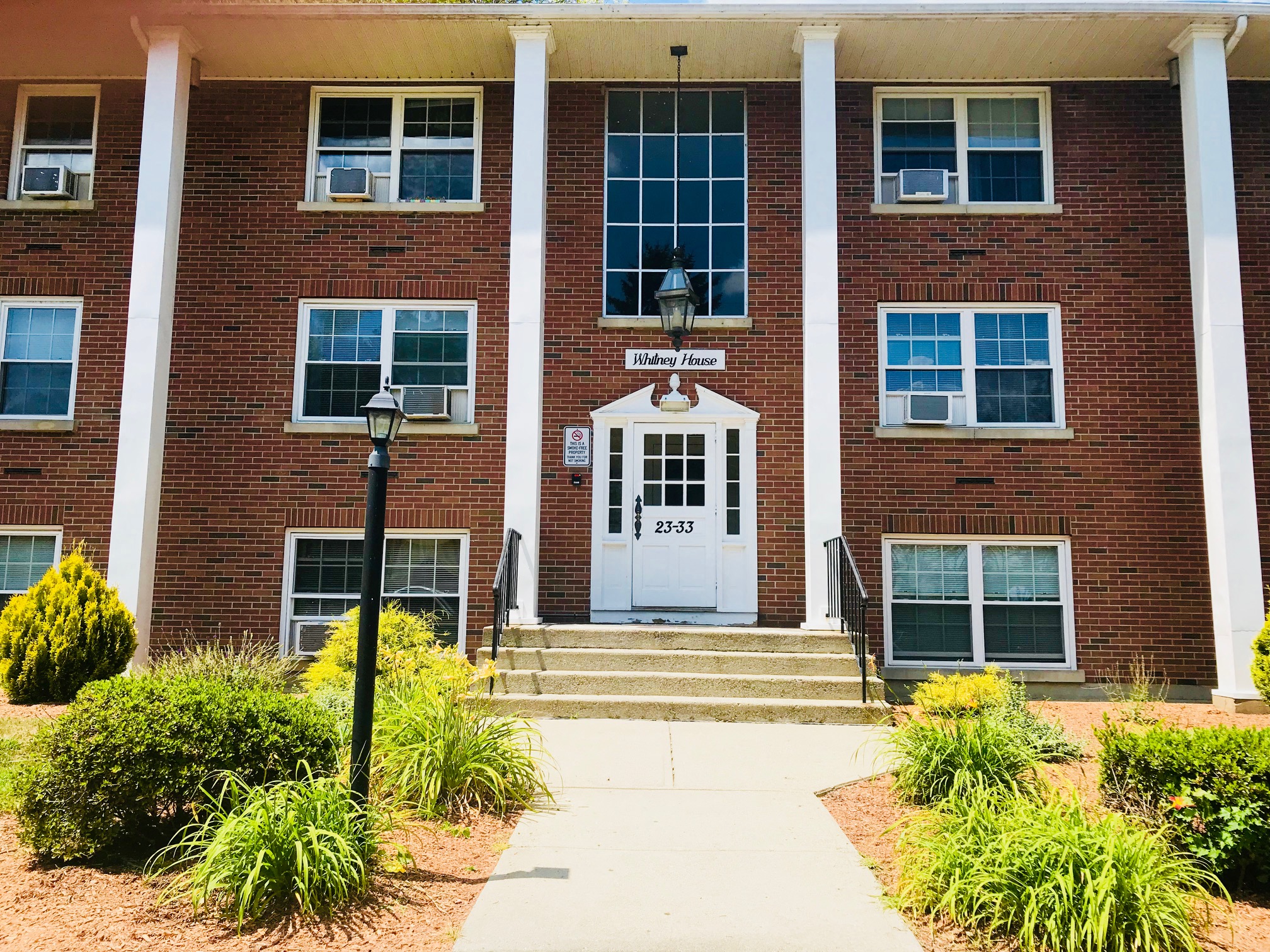 Auburn Gardens Apartments, 10 Temple Street, Auburn, MA RentCafe